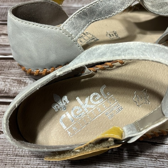 Rieker Silver Leather Closed in Sandal Shoe Women’s Size 39/8 - Picture 9 of 12